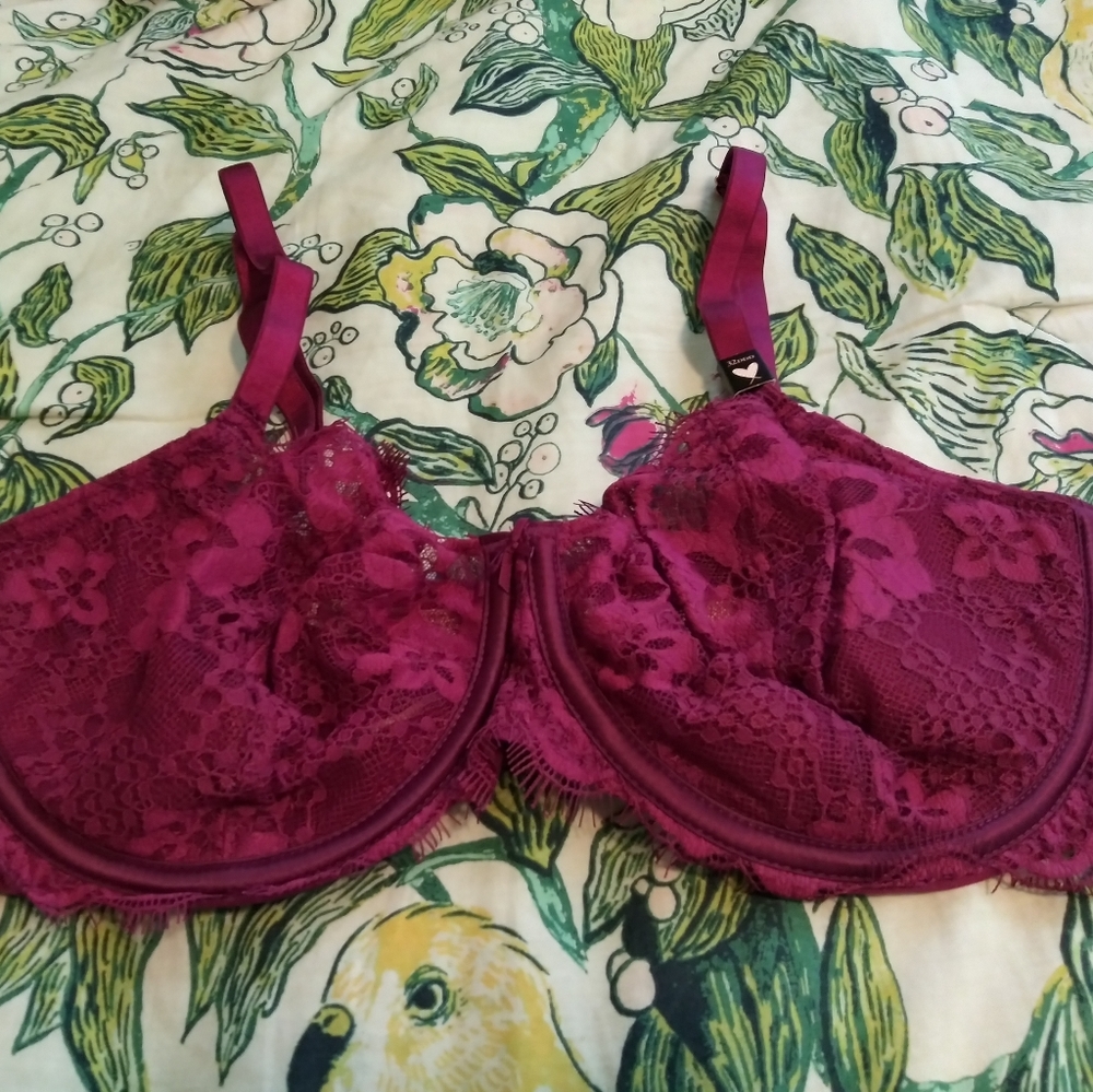 Victoria Secret Bra 32DDD